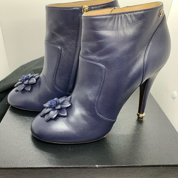 CHANEL Lambskin Short Boots 15A Size: 38 - Picture 13 of 14